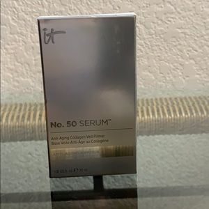 BNIB! Never opened! IT cosmetics No. 50 Serum.